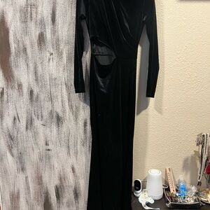 Elegant Black Evening Dress
